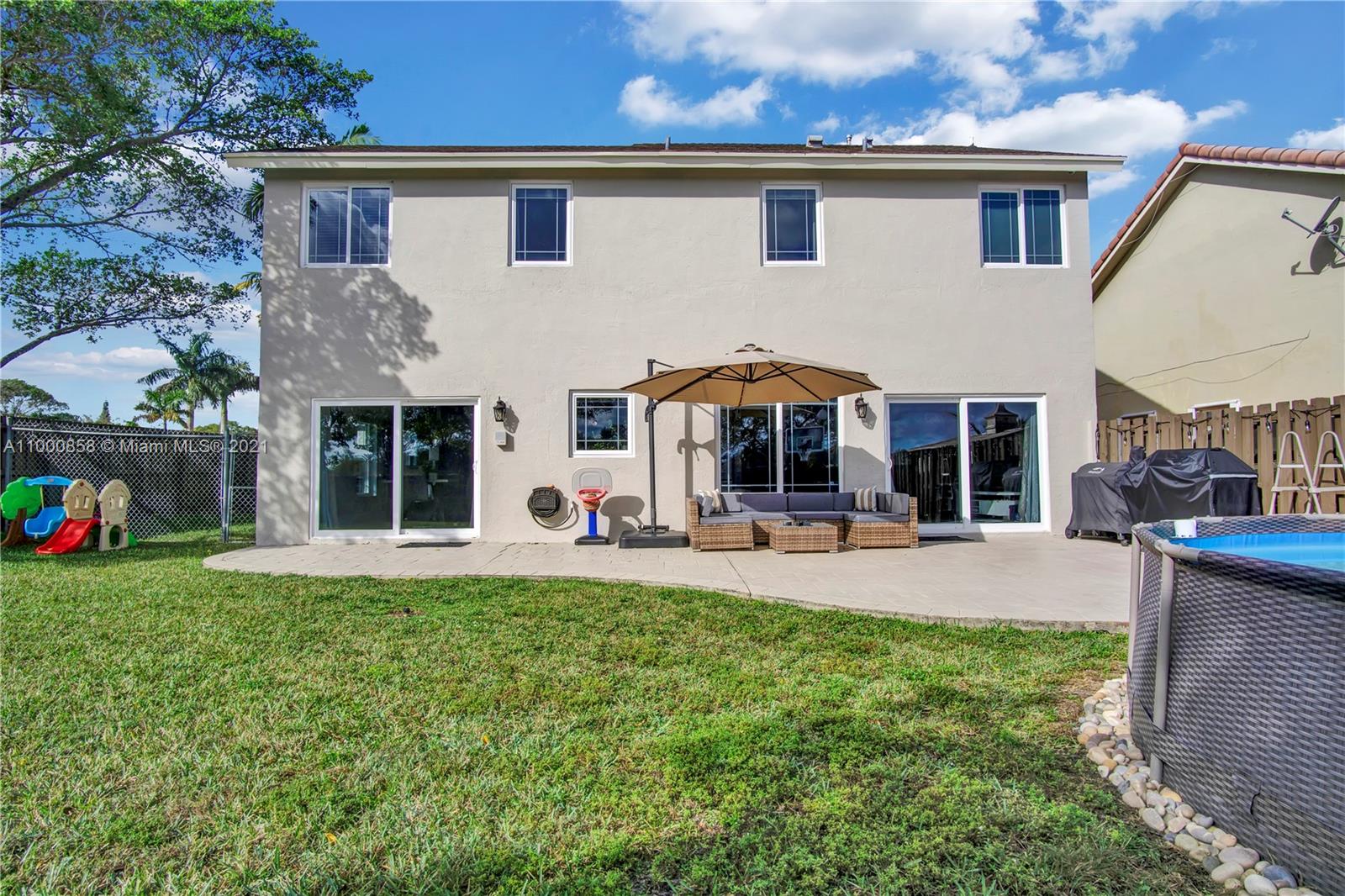 West Esplanade Hialeah, FL 33015 - Photo 32 of 44