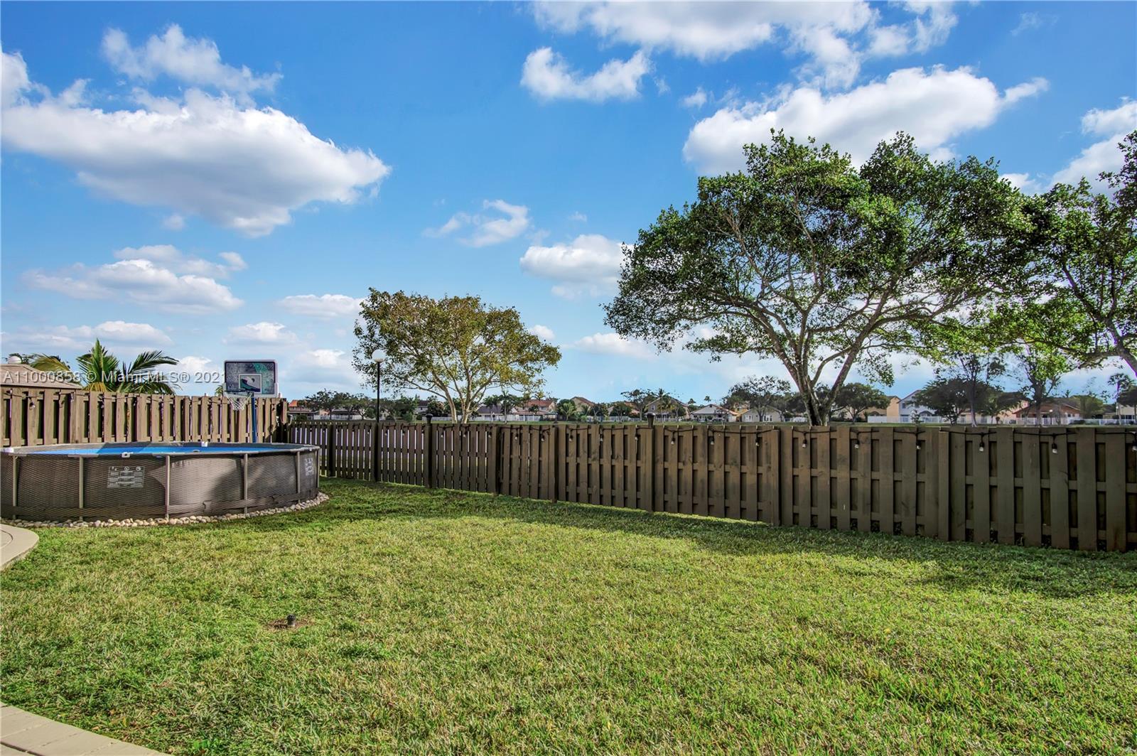 West Esplanade Hialeah, FL 33015 - Photo 35 of 44