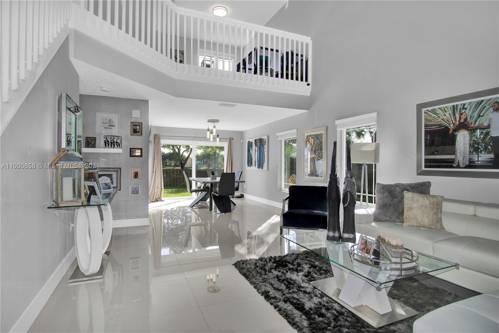 West Esplanade Hialeah, FL 33015 - Photo 6 of 44