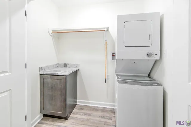 $89,000 | 1300 Lafourche Drive, Unit 104, Thibodaux, LA 70301