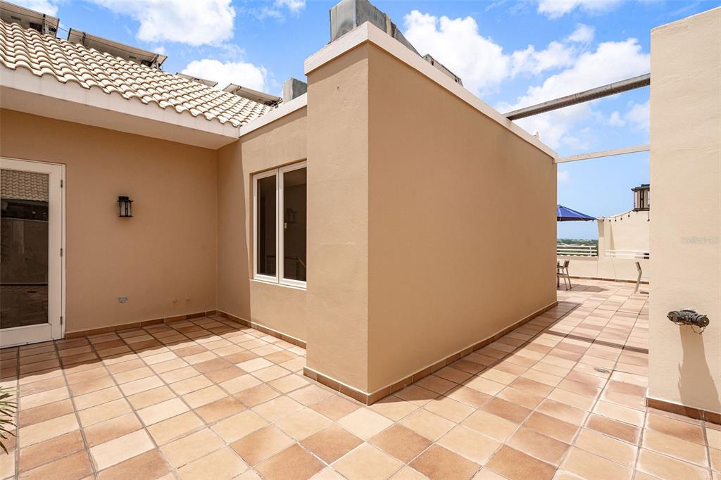 1 Palma Real Avenue, Unit 2 A6 Guaynabo, PR 00969 - Photo 36 of 49 a view of a backyard of a house