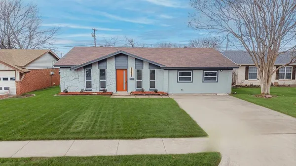 $369,999 | 1101 Fouts Drive, Irving, TX 75061