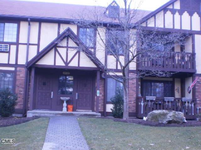 29 Roxbury Lane Bridgeport, CT 06606 - Photo 1 of 1