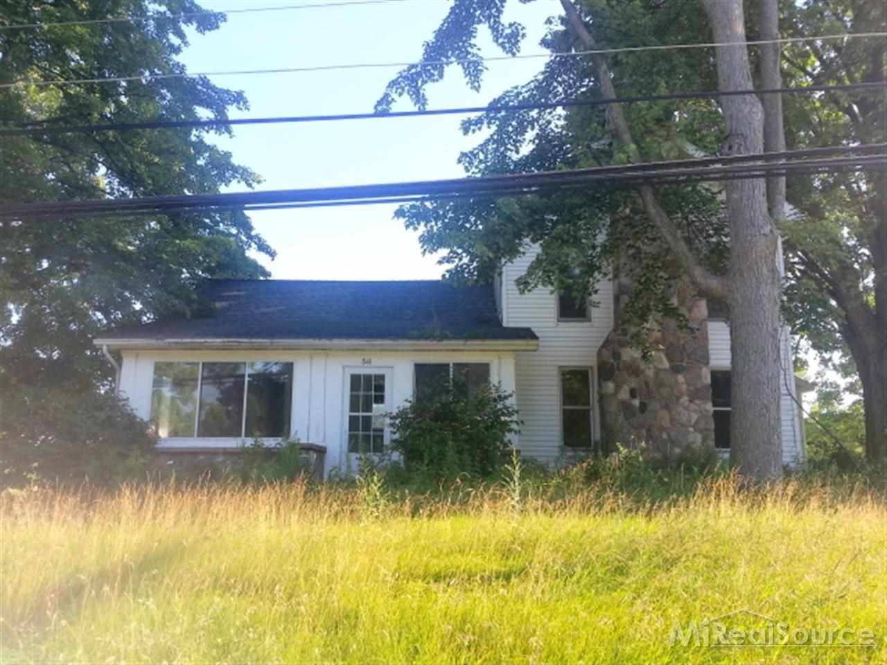 541 East Romeo Road Leonard, MI 48367 - Photo 1 of 6 31165542.JPG