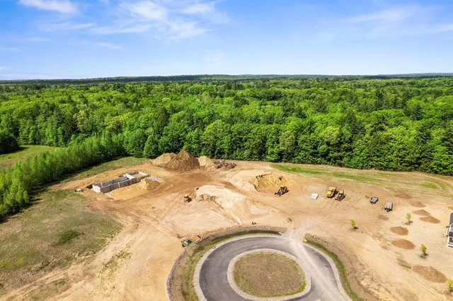 $1,650,000 | Lot F Lot F Longview Place, Brentwood, NH 03833