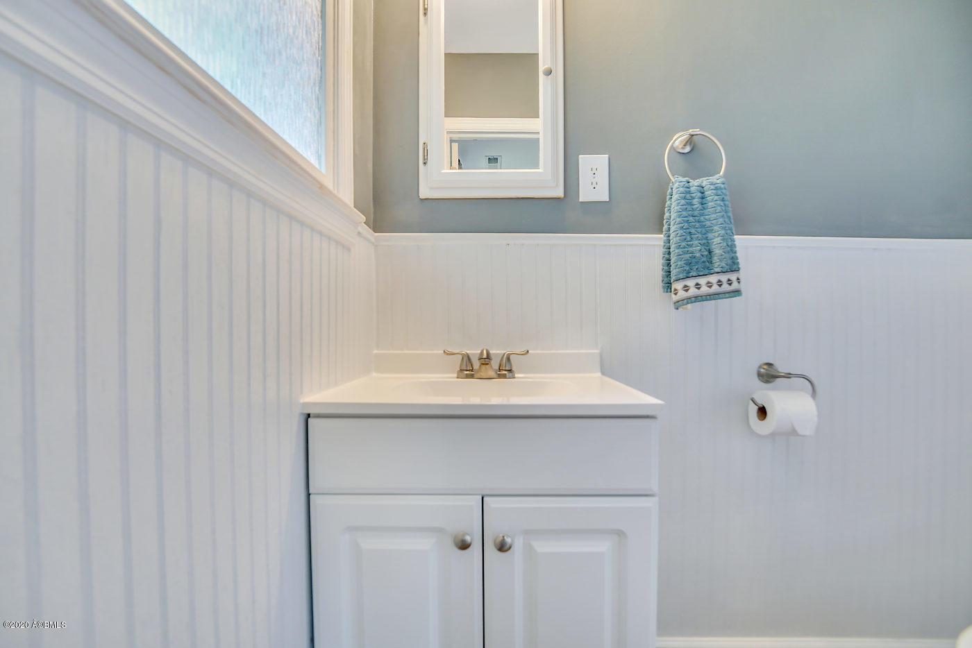 1203 State Rd S-7-276 Beaufort, SC 29902 - Photo 11 of 30 Half Bath
