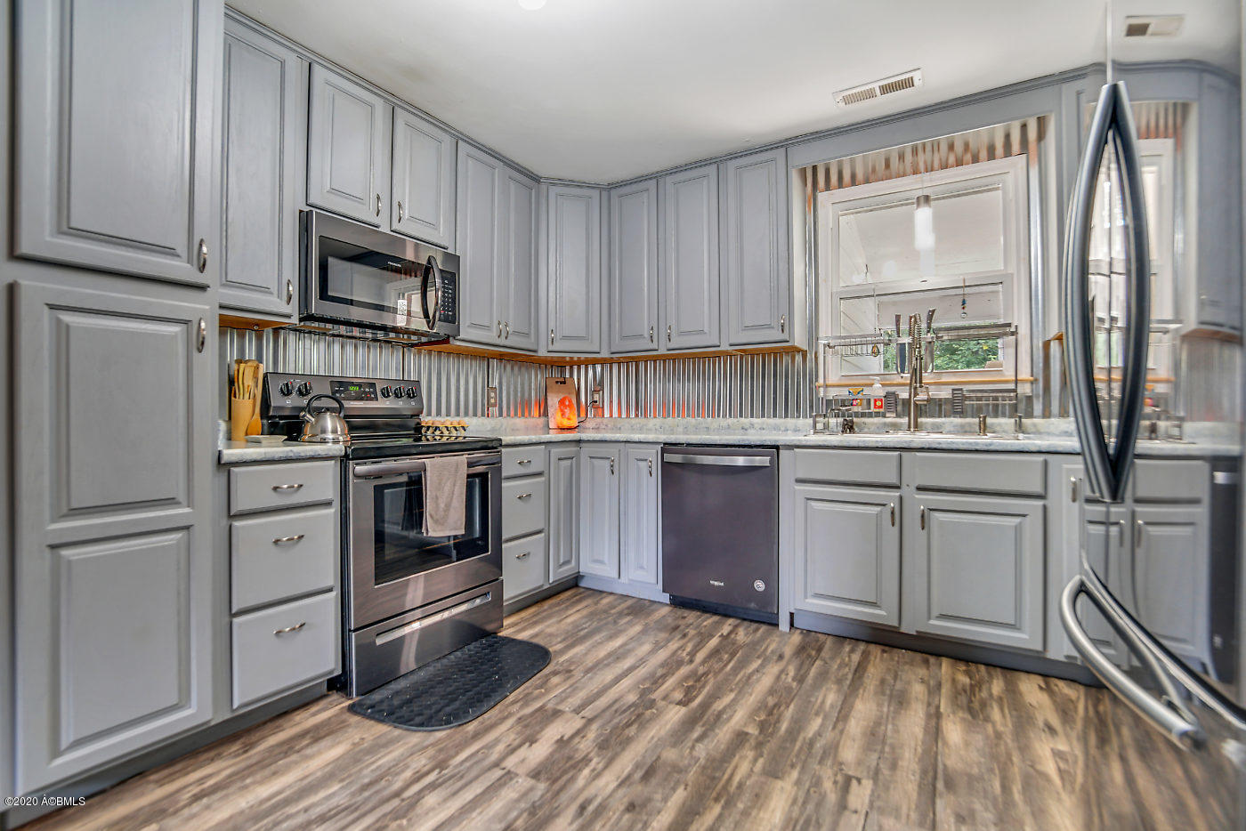 1203 State Rd S-7-276 Beaufort, SC 29902 - Photo 14 of 30 dun16