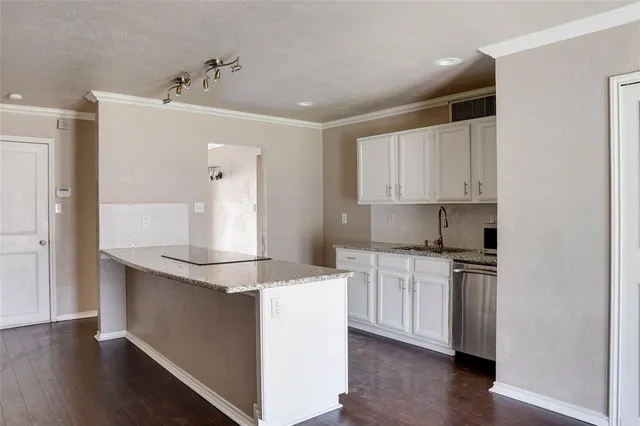 $1,895 | 728 Wandering Way Drive, Allen, TX 75002