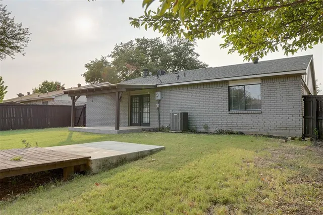 $1,895 | 728 Wandering Way Drive, Allen, TX 75002