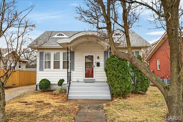 $162,000 | 421 South Pennsylvania Avenue, Belleville, IL 62220