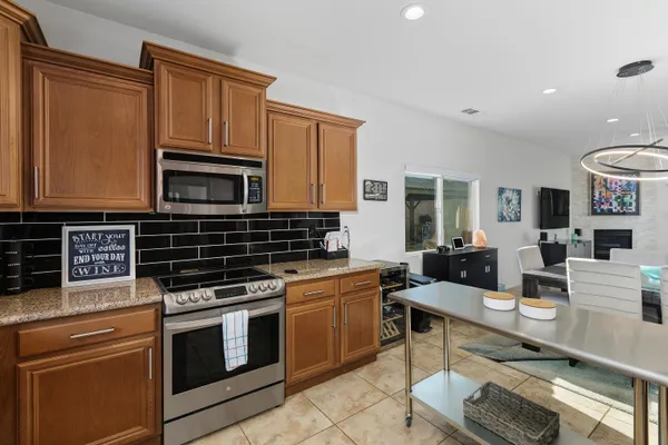 $649,900 | 73824 Da Vinci Court, Palm Desert, CA 92211