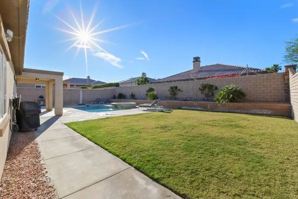 $649,900 | 73824 Da Vinci Court, Palm Desert, CA 92211