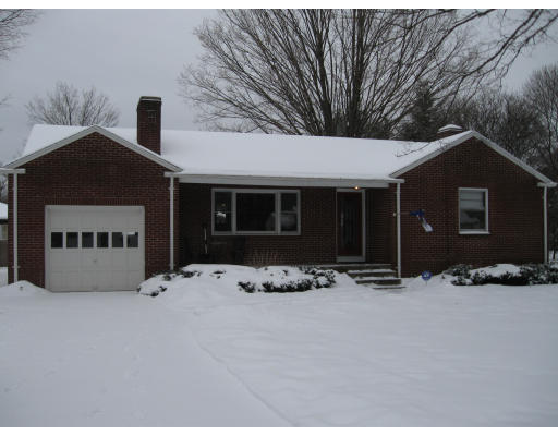 485 Dipping Hole Road Wilbraham, MA 01095 - Photo 3 of 18 Gallery Image 3