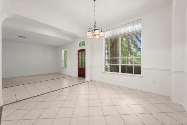 $2,500 | 167 North Whistlers Bend Circle, Conroe, TX 77384