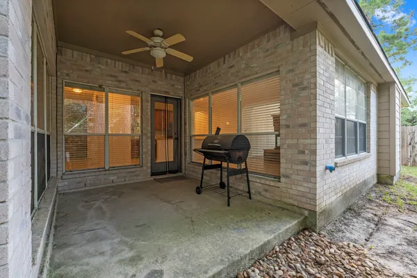 $2,500 | 167 North Whistlers Bend Circle, Conroe, TX 77384