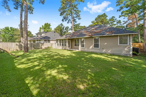 $2,500 | 167 North Whistlers Bend Circle, Conroe, TX 77384