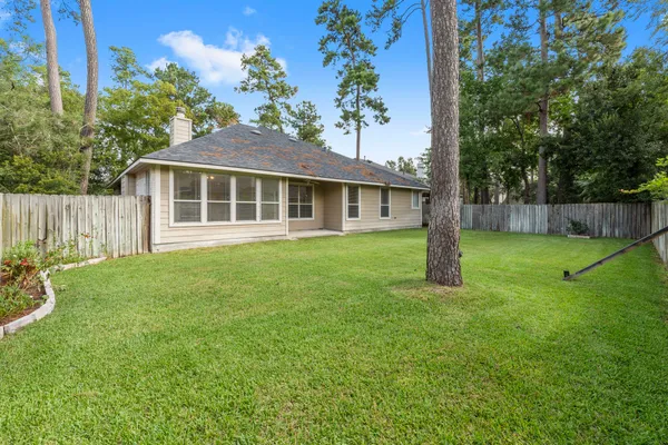 $2,500 | 167 North Whistlers Bend Circle, Conroe, TX 77384