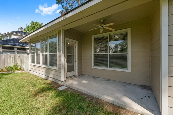 $2,500 | 167 North Whistlers Bend Circle, Conroe, TX 77384