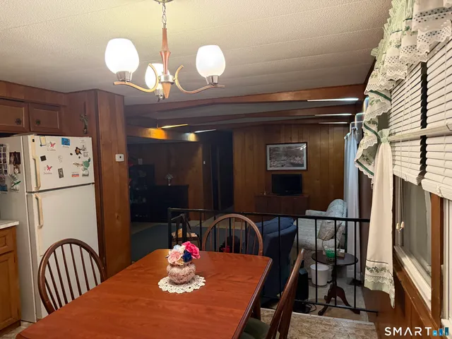 $62,000 | 6 Cherokee Road, East Hartford, CT 06118