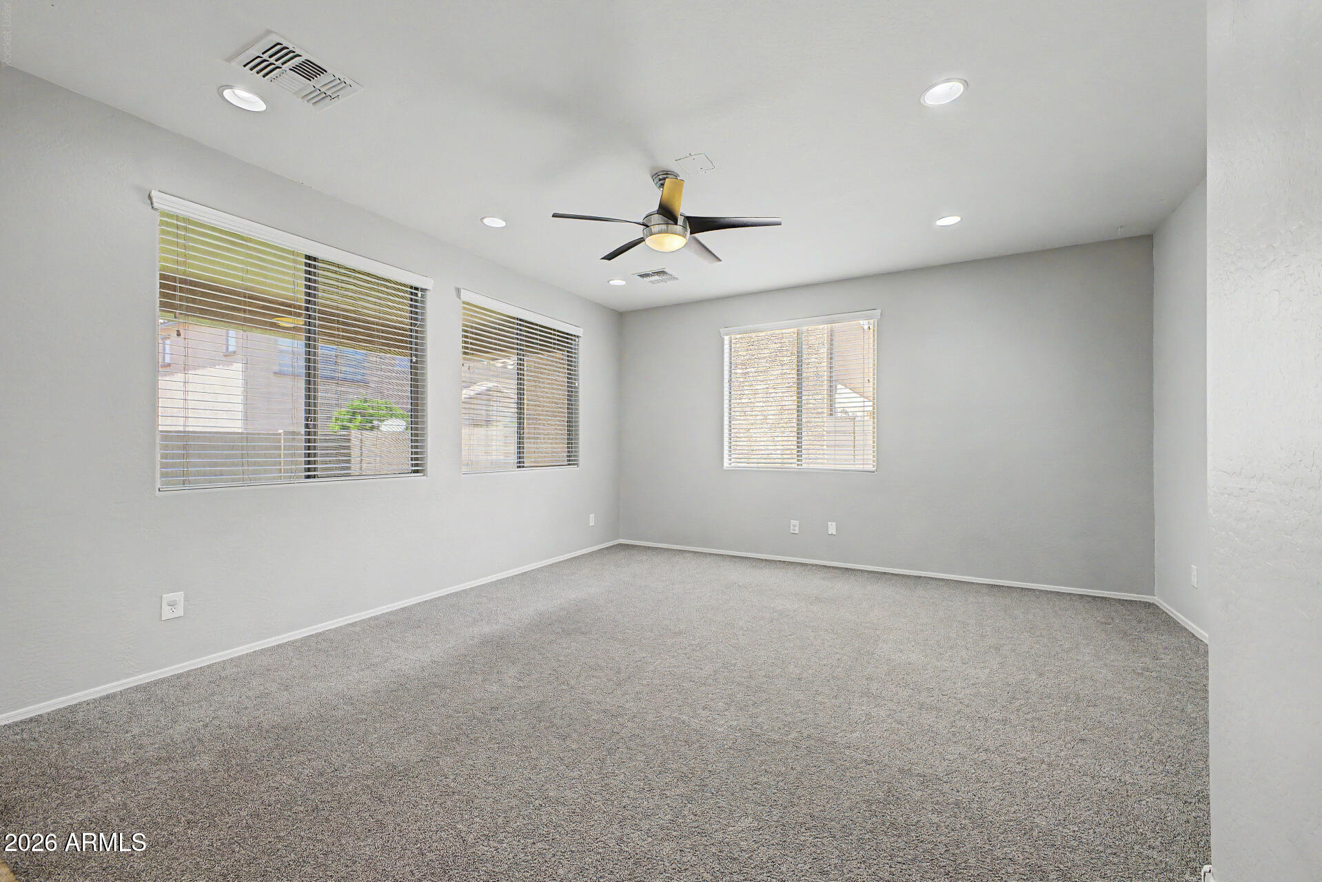 2154 South Martingale Road Gilbert, AZ 85295 - Photo 8 of 55