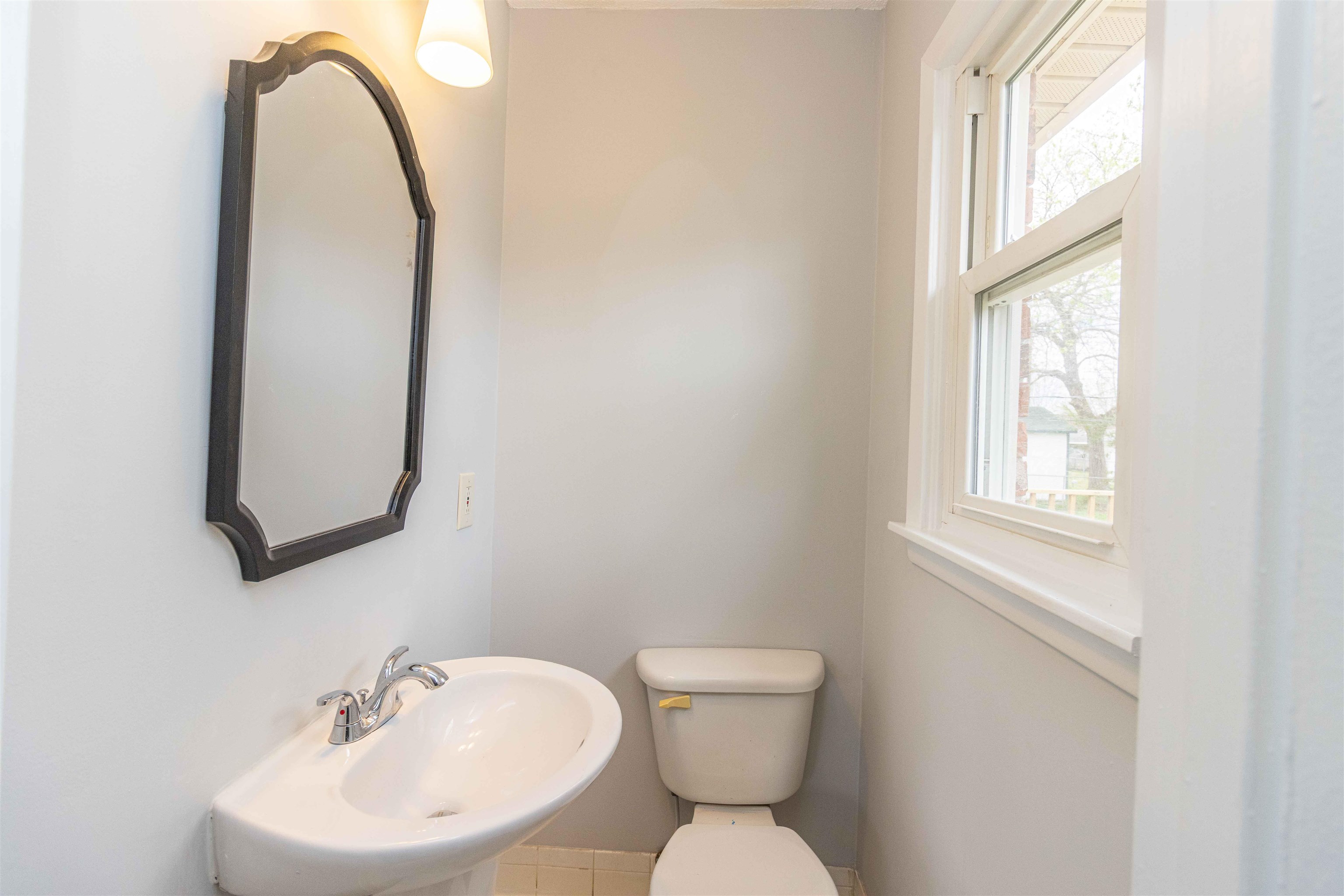 536 Ridgeway Drive Bolivar, TN 38008 - Photo 14 of 27