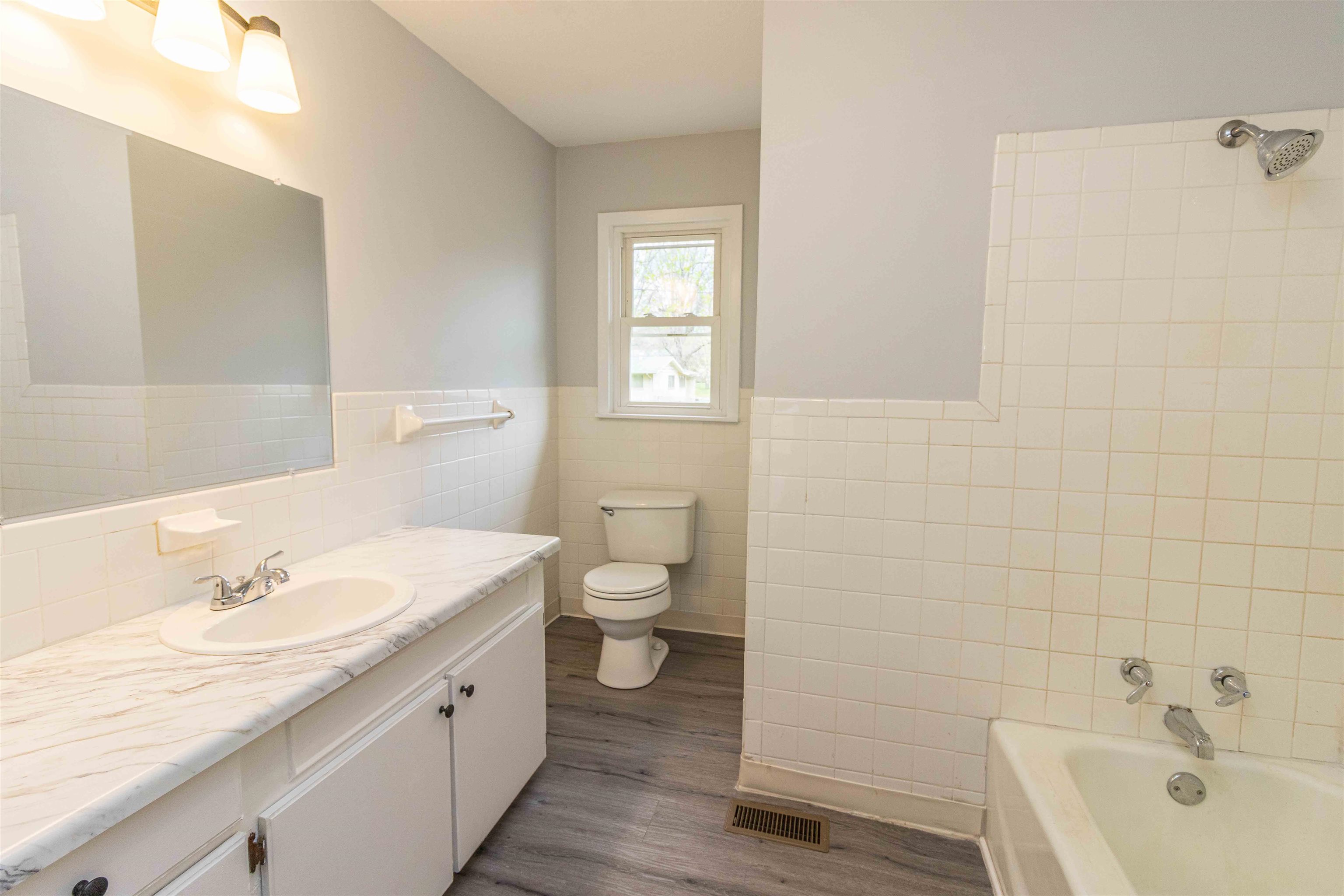 536 Ridgeway Drive Bolivar, TN 38008 - Photo 17 of 27