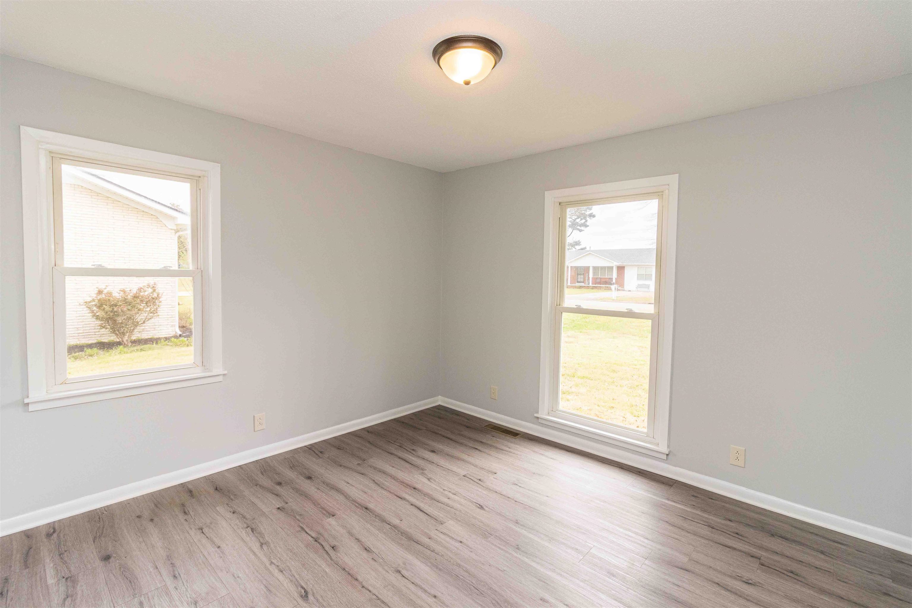 536 Ridgeway Drive Bolivar, TN 38008 - Photo 18 of 27