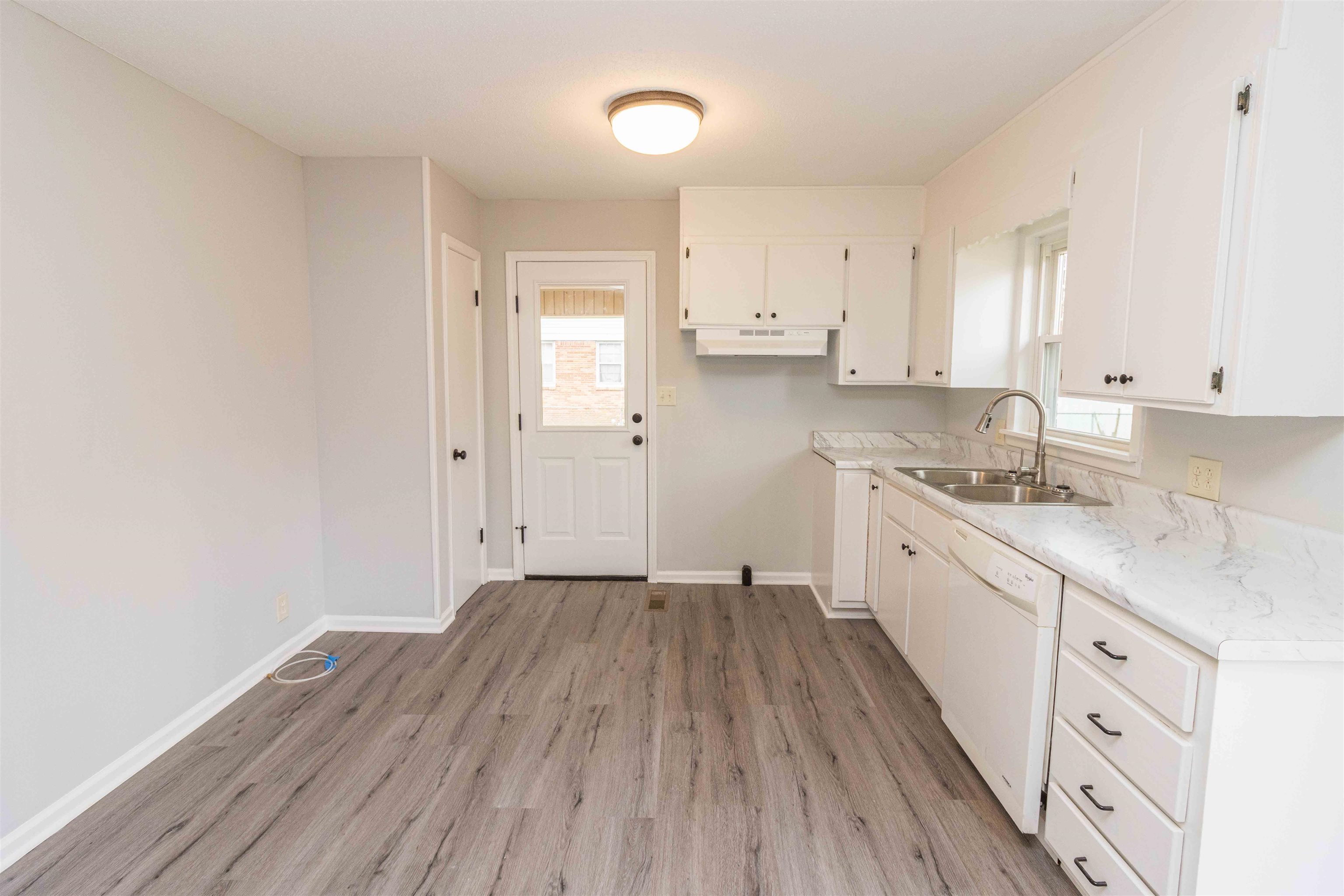 536 Ridgeway Drive Bolivar, TN 38008 - Photo 8 of 27