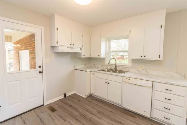 $189,900 | 536 Ridgeway Drive, Bolivar, TN 38008