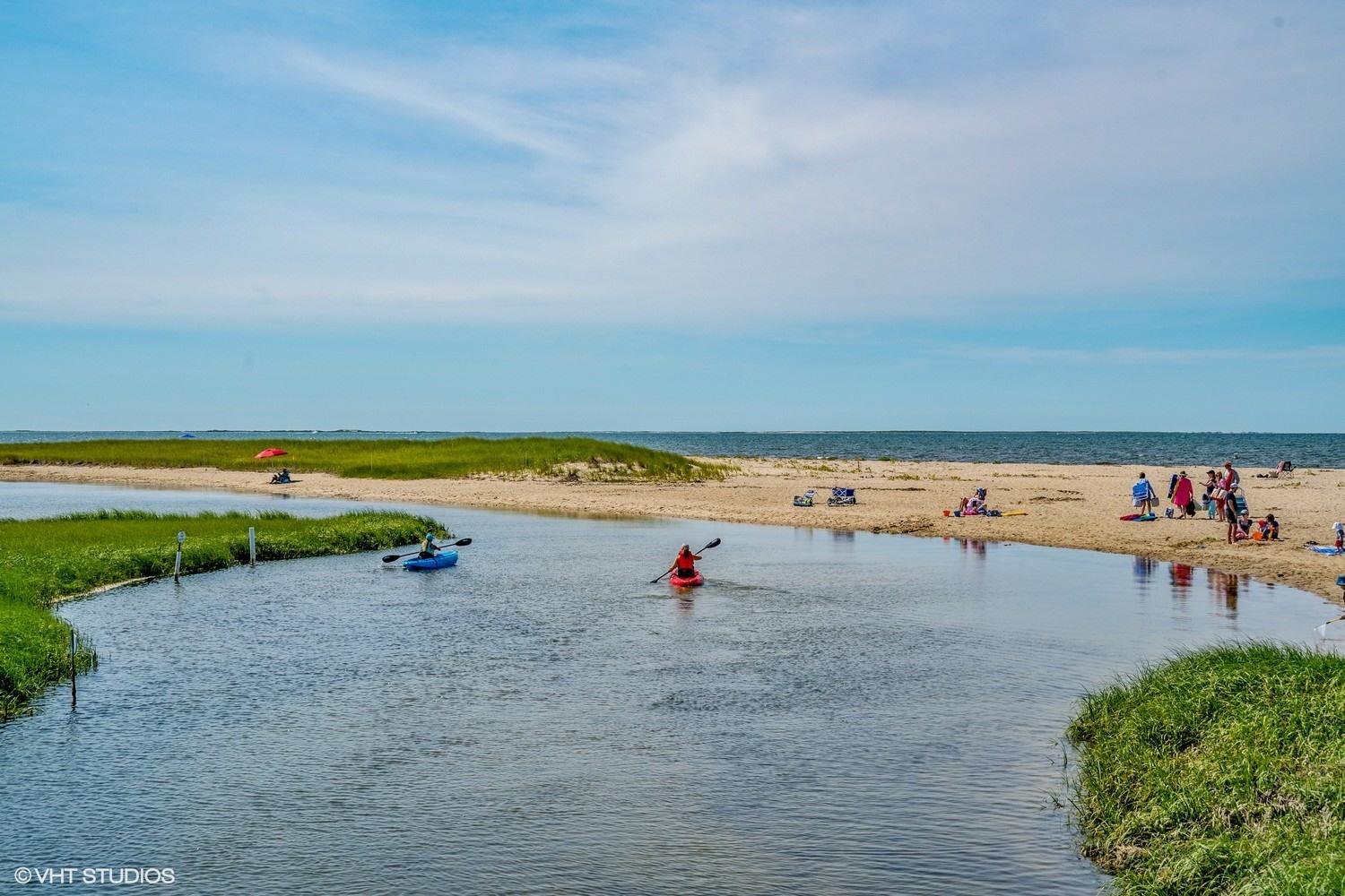 45 Eileen Road Chatham, MA 02633 - Photo 18 of 18 an ocean beach with lots of people