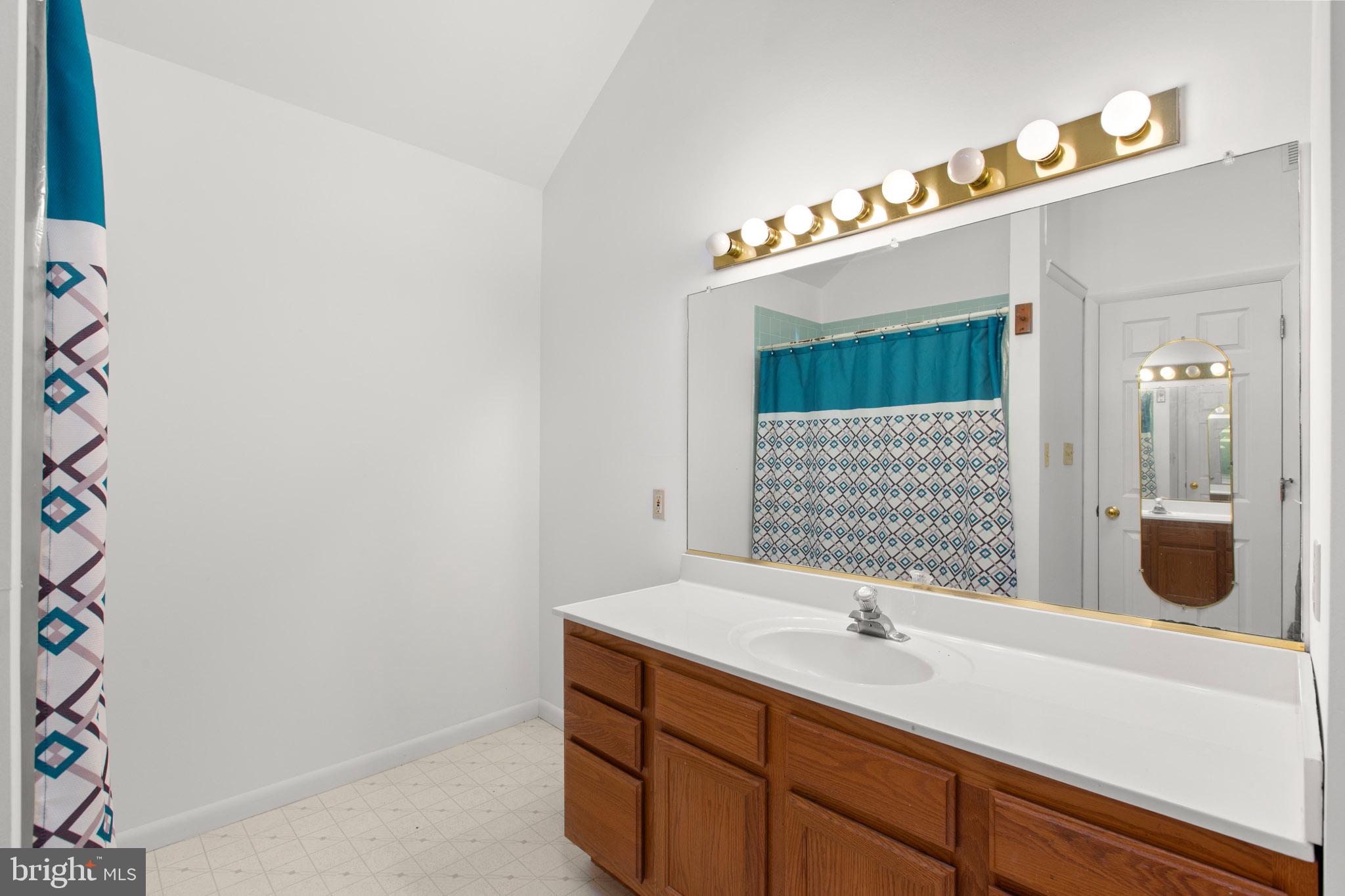 2237 Garrity Road St. Leonard, MD 20685 - Photo 45 of 63 Garage apartment full bathroom