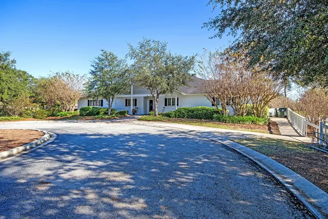$465,000 | 112 Riviera Drive, Summerville, SC 29483