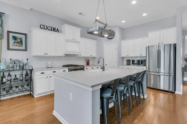 $465,000 | 112 Riviera Drive, Summerville, SC 29483