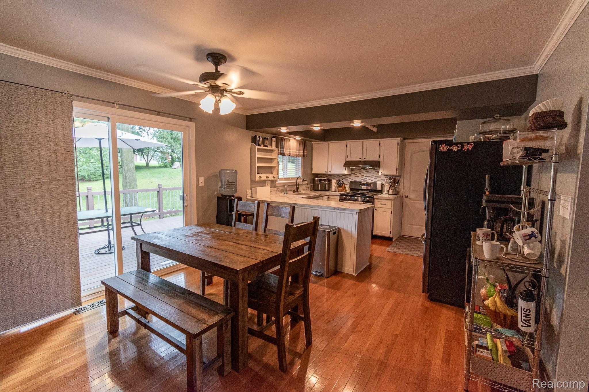 1323 Hunter Road Brighton, MI 48114 - Photo 3 of 28 HardyMediaCompany-4510.jpg