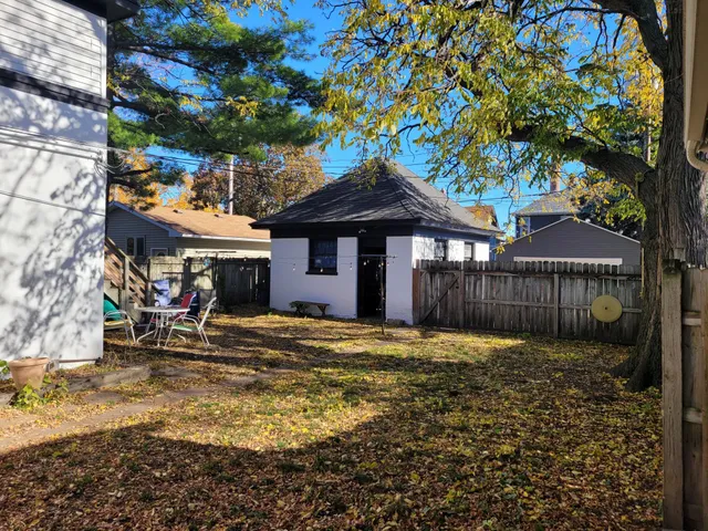 $429,900 | 416 Daly Street, St. Paul, MN 55102