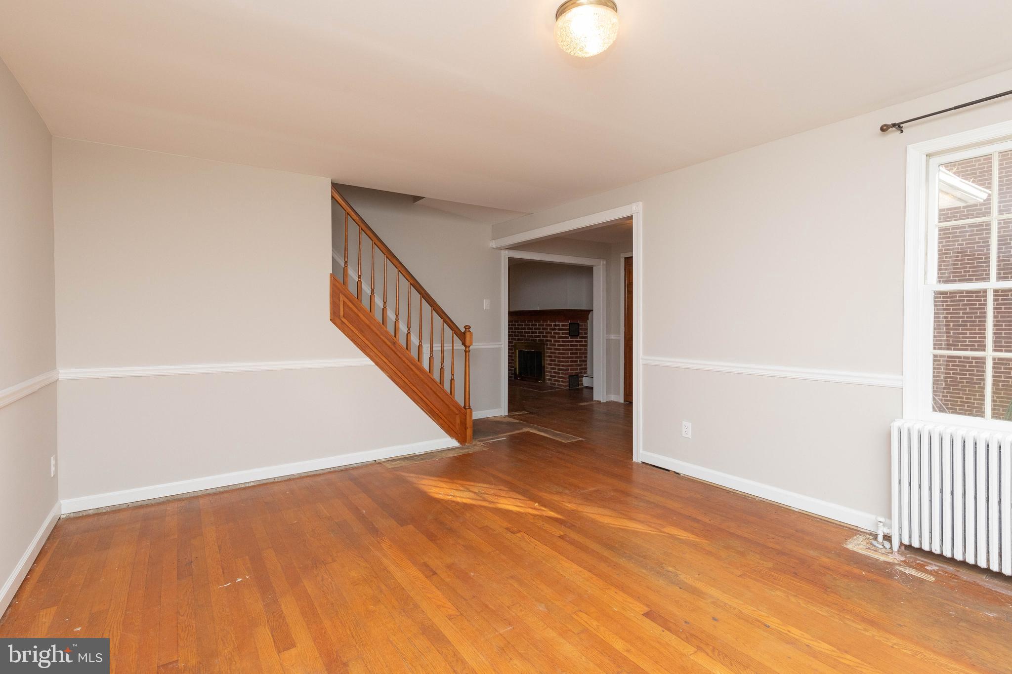 14 Home Road Hatboro, PA 19040 - Photo 9 of 32 Living Room