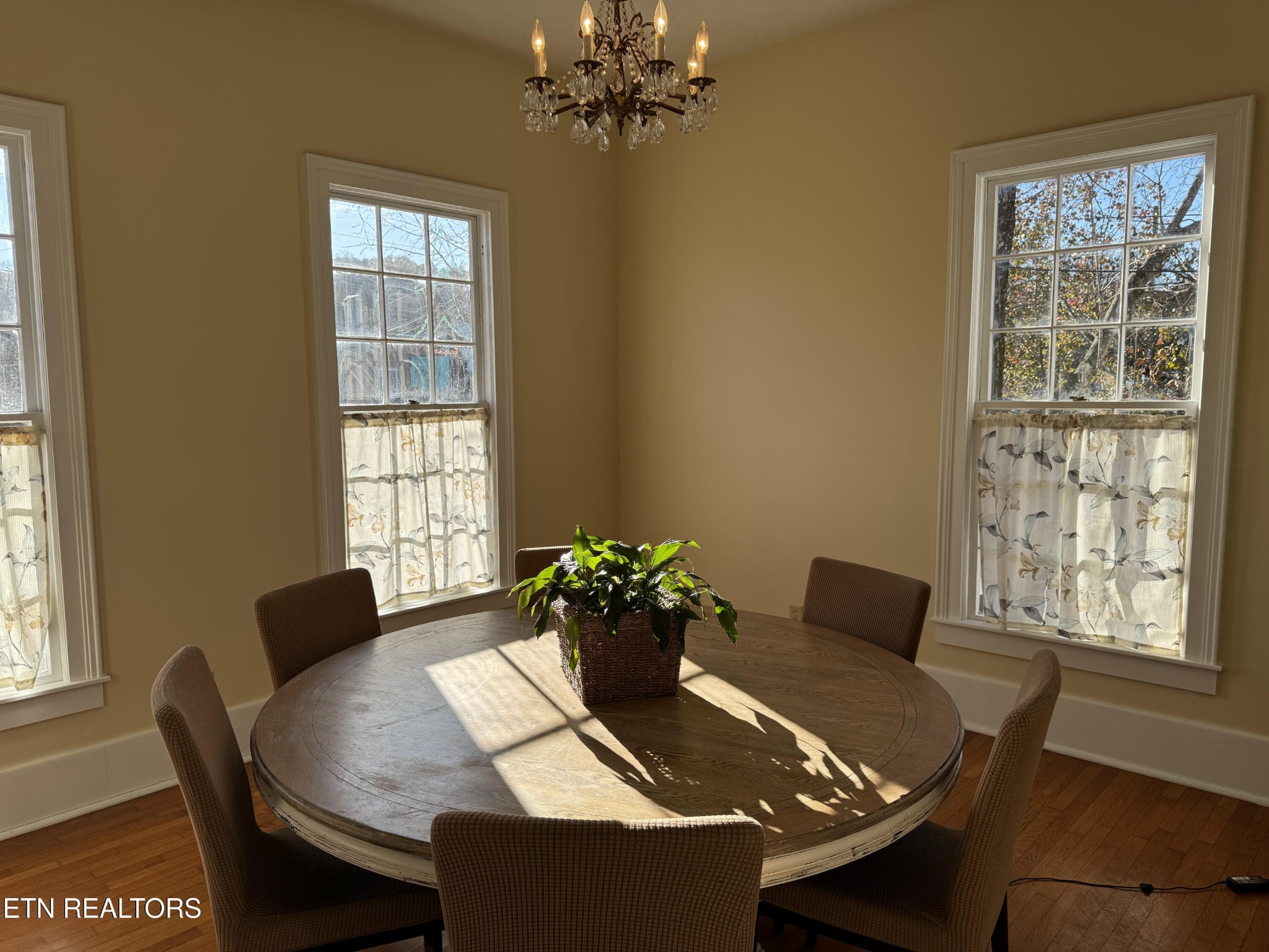 135 North Kentucky Street Kingston, TN 37763 - Photo 11 of 31