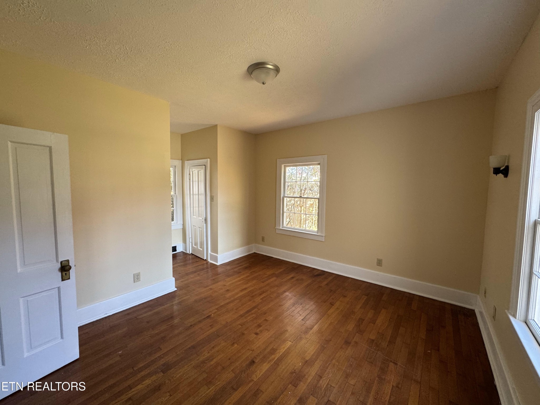 135 North Kentucky Street Kingston, TN 37763 - Photo 22 of 31