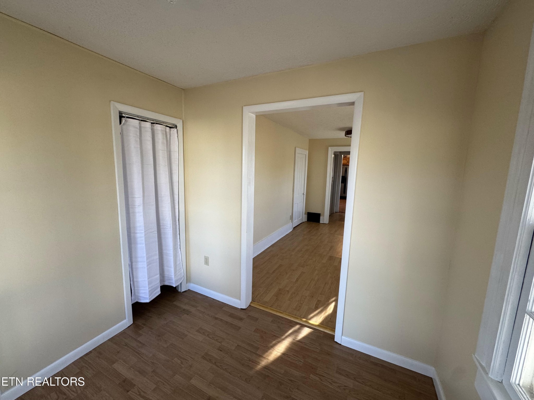 135 North Kentucky Street Kingston, TN 37763 - Photo 24 of 31