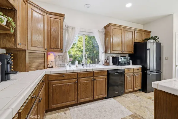 $735,000 | 41830 Stratford Circle, Palmdale, CA 93551