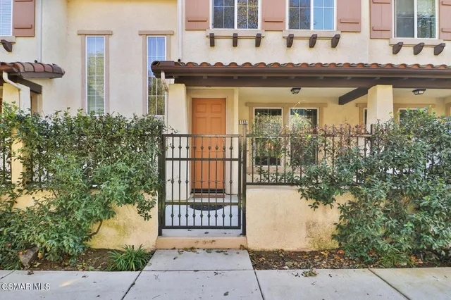 $3,700 | 115 Via Aldea, Newbury Park, CA 91320