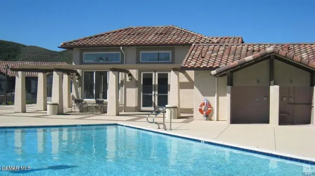 $3,700 | 115 Via Aldea, Newbury Park, CA 91320