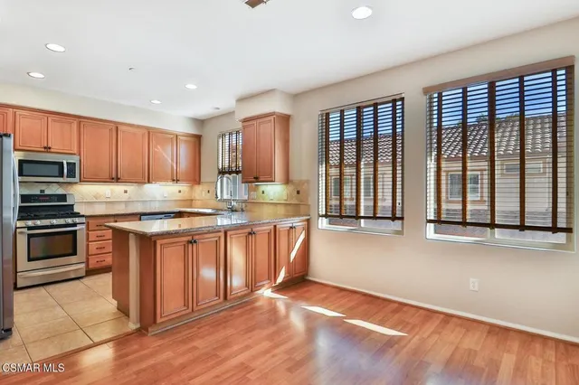 $3,700 | 115 Via Aldea, Newbury Park, CA 91320