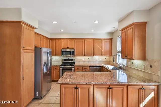$3,700 | 115 Via Aldea, Newbury Park, CA 91320