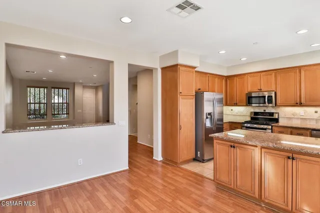 $3,700 | 115 Via Aldea, Newbury Park, CA 91320