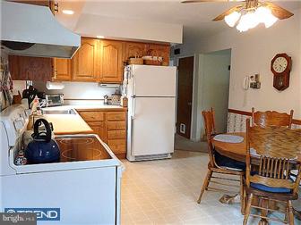 1705 Clearview Road Pottstown, PA 19464 - Photo 4 of 12 Kitchen
