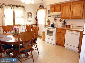1705 Clearview Road Pottstown, PA 19464 - Photo 5 of 12 Kitchen