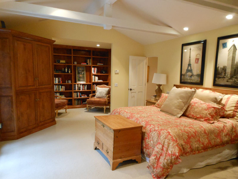 2140 Veloz Drive Montecito, CA 93108 - Photo 6 of 16 a bed room with a bed and furniture