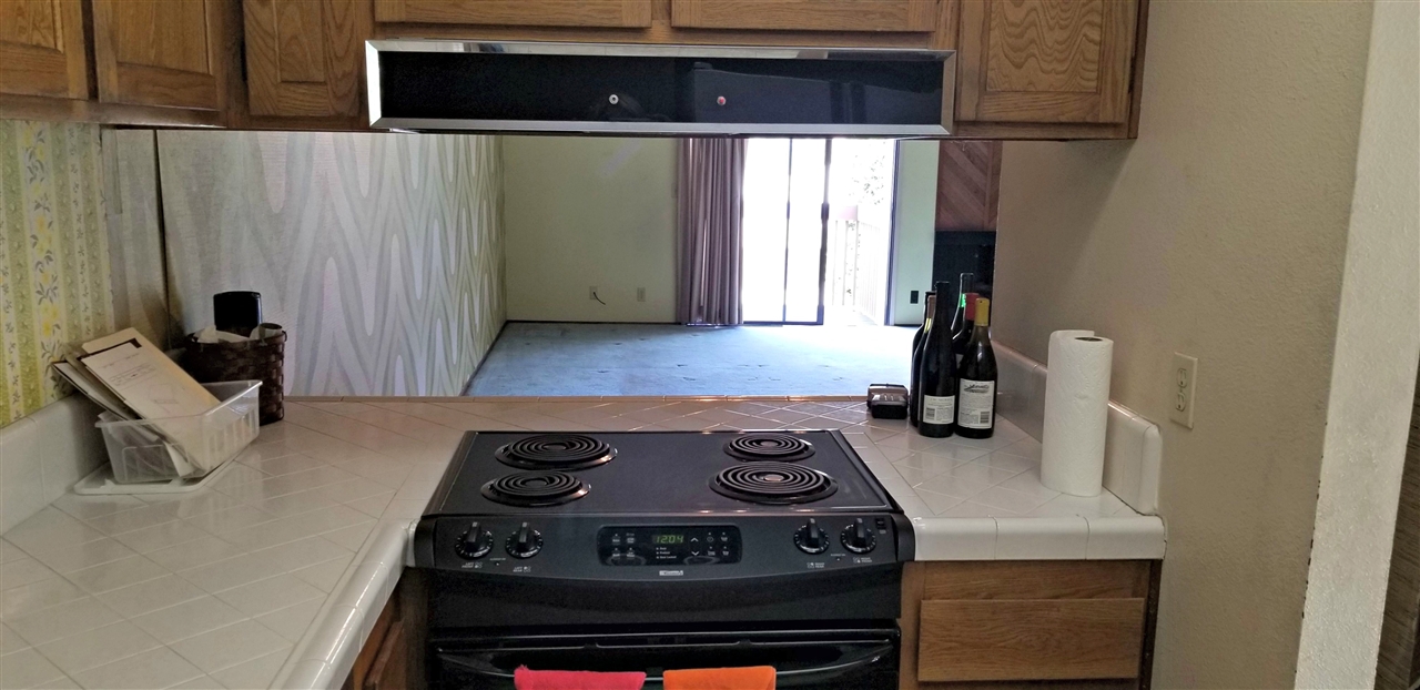 6389 Rancho Mission Road, Unit 4 San Diego, CA 92108 - Photo 4 of 18