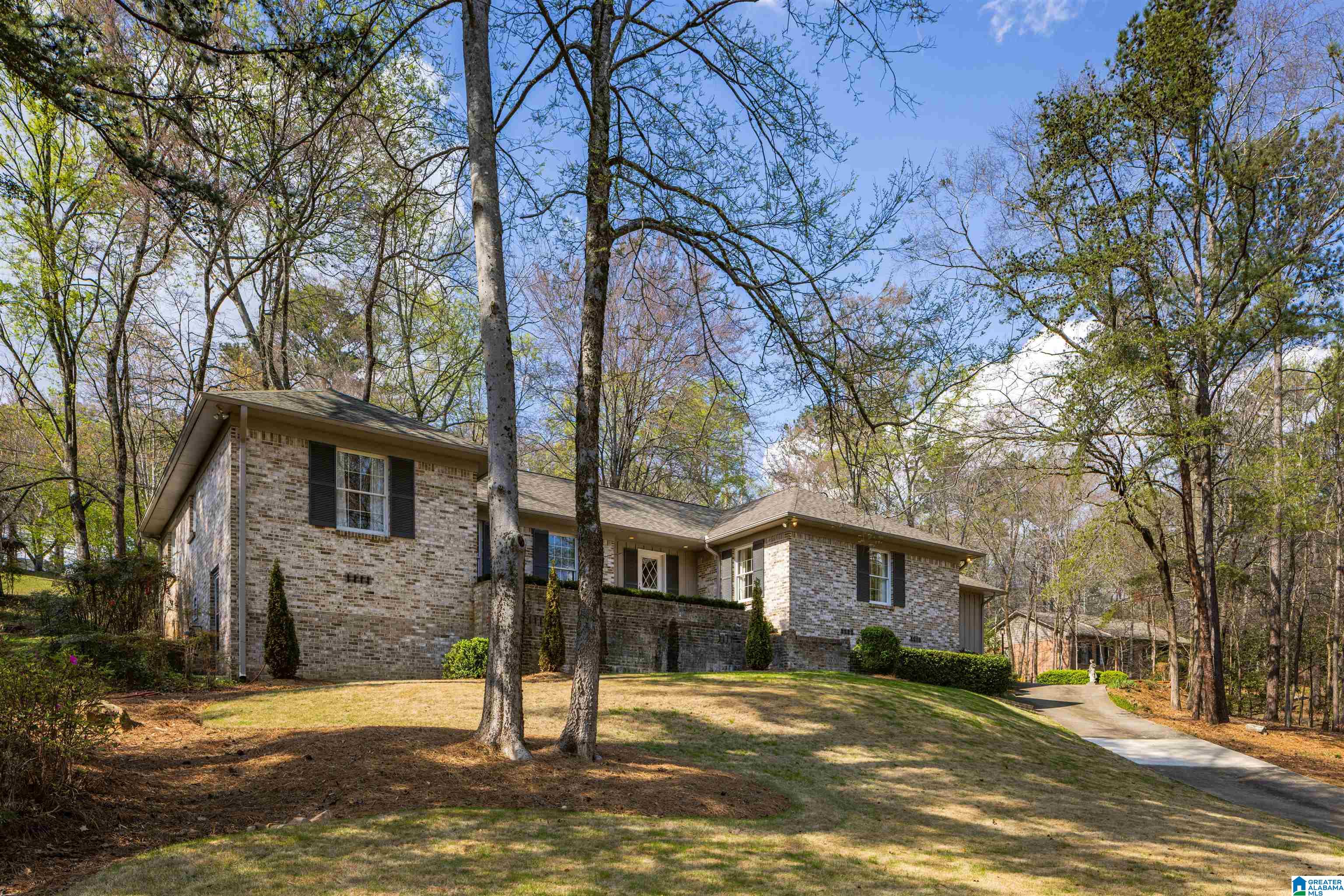 3762 Brookwood Road Birmingham, AL 35223 - Photo 4 of 51